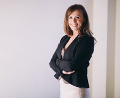 Elyse Wallnutt Headshot