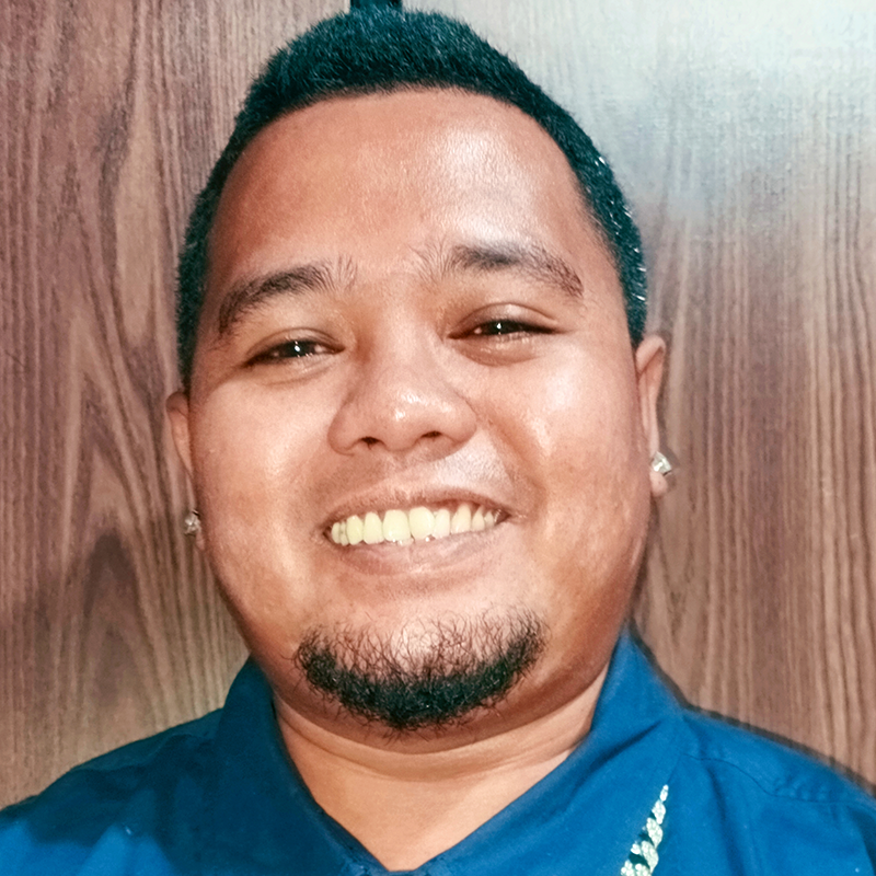 albert dignos headshot